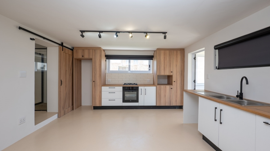 To Let 2 Bedroom Property for Rent in Agulhas Western Cape